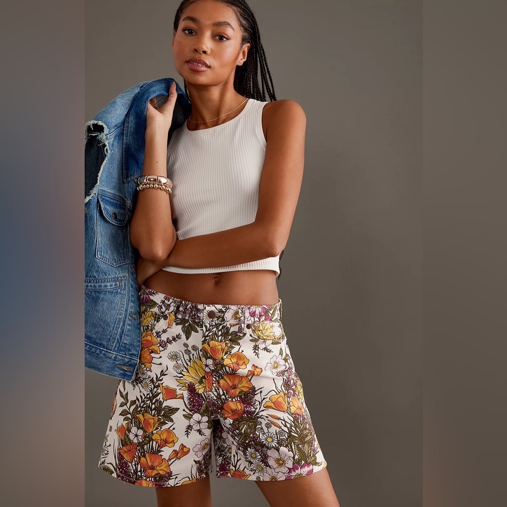 NWT Wrangler Ashley  high ride Cowboy Flower garden Shorts 25”